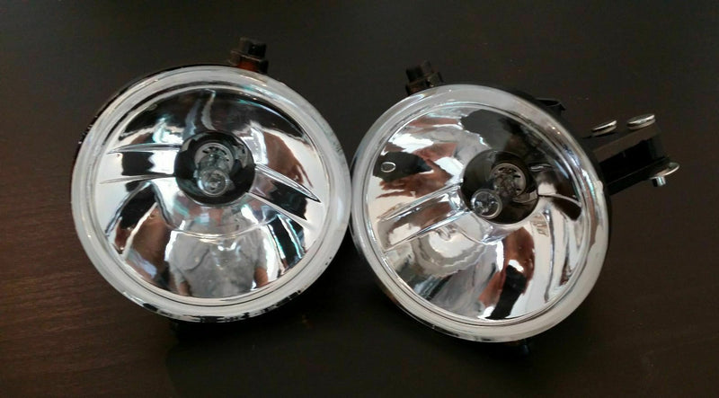 Land Rover Defender Front Indicator + Side Spot Lights