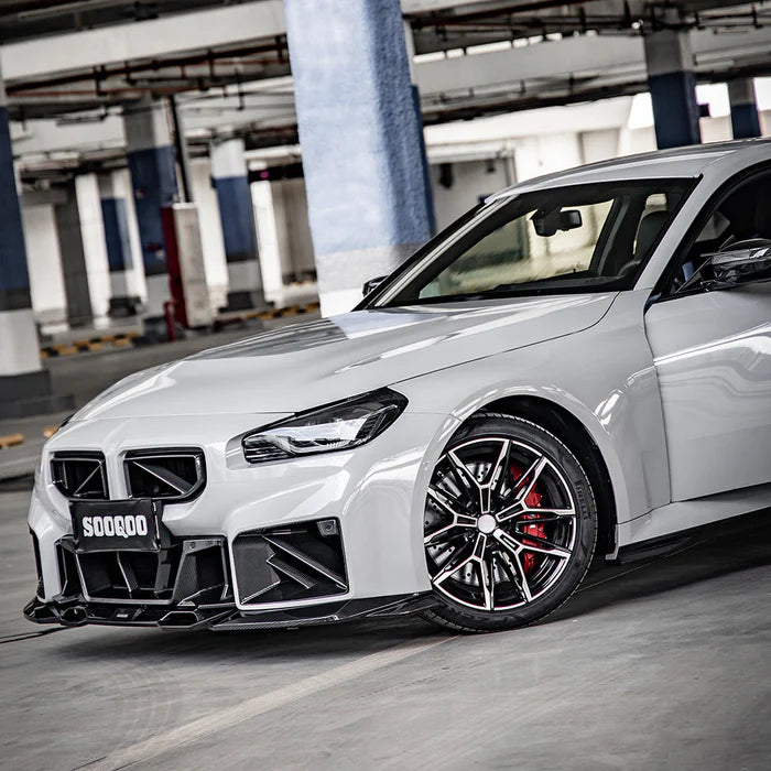SooQoo BMW G87 M2 Side Skirts In Gloss Carbon Fibre