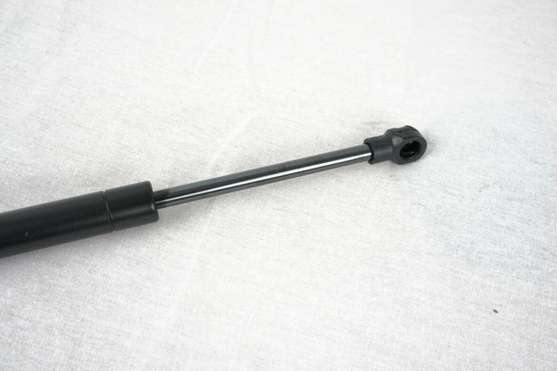 Range Rover L322 Front Bonnet Struts